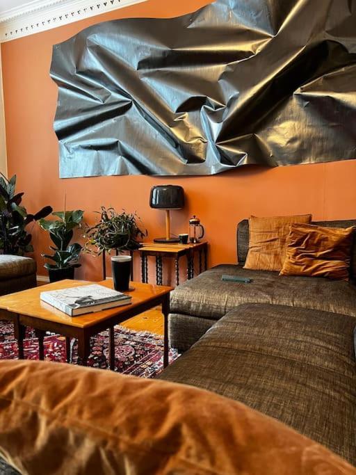 Spacious Historical Art Oasis In The City Center 베르겐 외부 사진